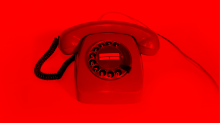 lostdoor_answer-the-phone.png SwapGRBRed