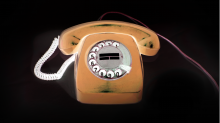 lostdoor_answer-the-phone.png InvertBRG